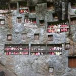 Cliffside_Graves_Toraja_Burial_Site