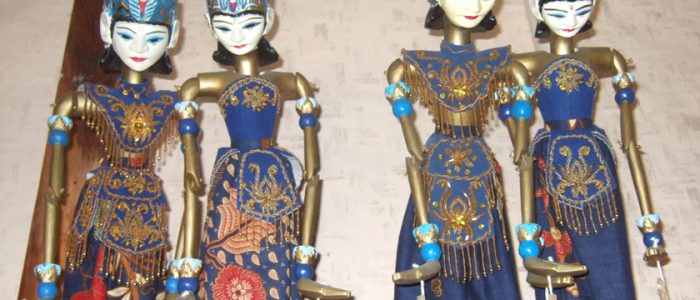Wooden_Puppets_Pangandaran_Java