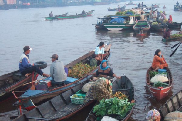 Floating_Market_Banjarmasin_South_Borneo