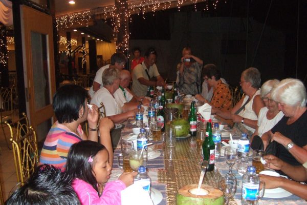 Dinner_Wisata_Bahari_Manado_North_Sulawesi