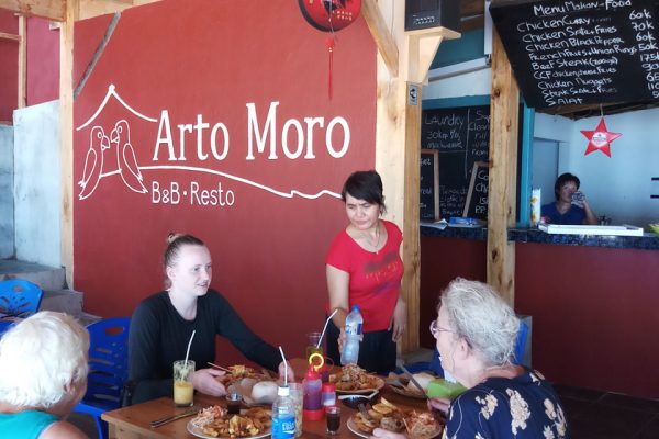 Lunch_Artho_Moro_Bunaken_North_Sulawesi