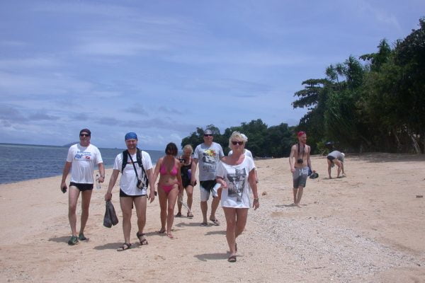 Sightseeing_Siladen_Island_Bunaken_Marine_Park_North_Sulawesi