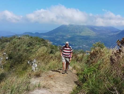 Walking_Around_Crater_Lake_Mount_Mahawu_Tomohon_North_Sulawesi