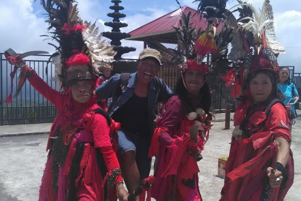 Cakalele_Dance_Rurukan_Hill_Tomohon_North_Sulawesi