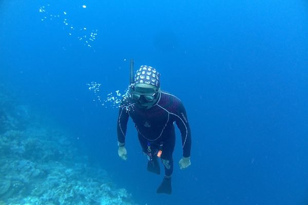 Chris_and_The_Blue--Siladen_Island_Siladen_Bunaken_Marine_Park